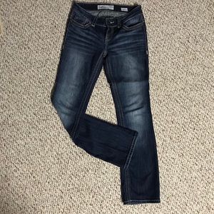 *LIKE NEW* BKE Jeans